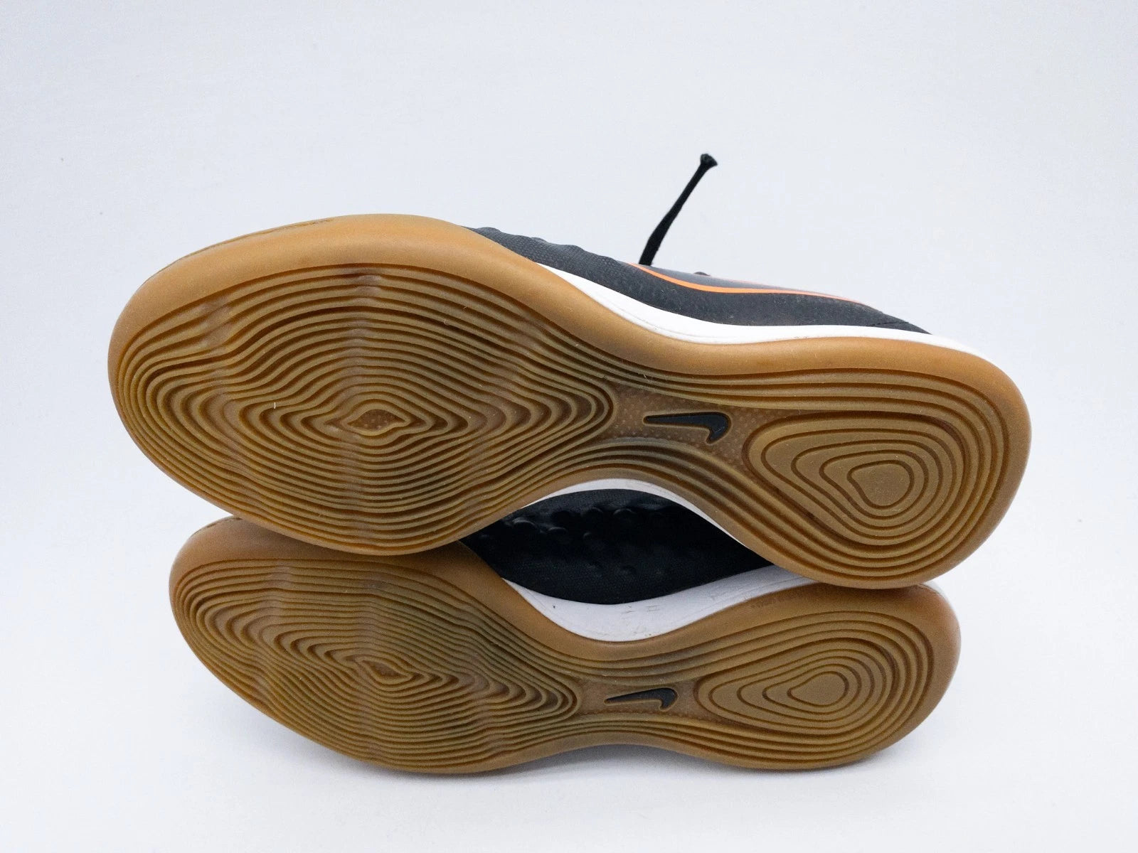 Nike MagistaX Unisex Fußballschuh Sportschuh schwarz